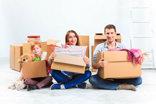 Transparent Selfstorage Bow pricing illustration for a local property move